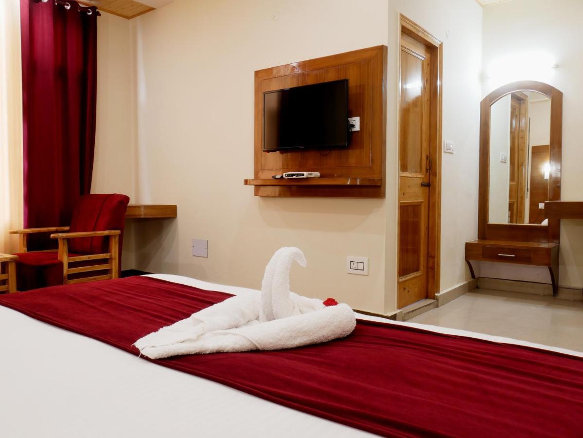 New Ambika International Mall Road Hotel 马拉里 外观 照片